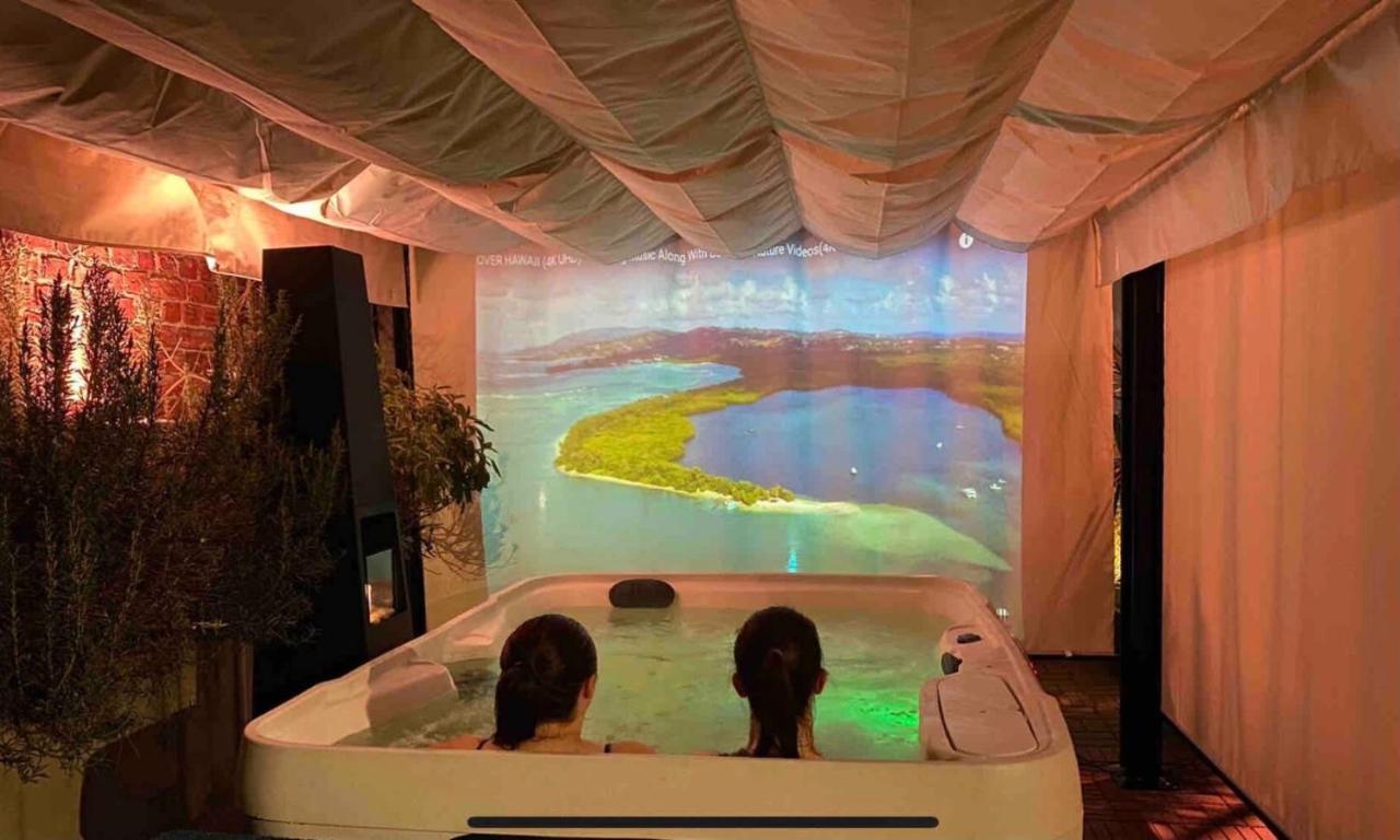 Apartamento Le Jacuzzi De Marie Tourcoing Exterior foto
