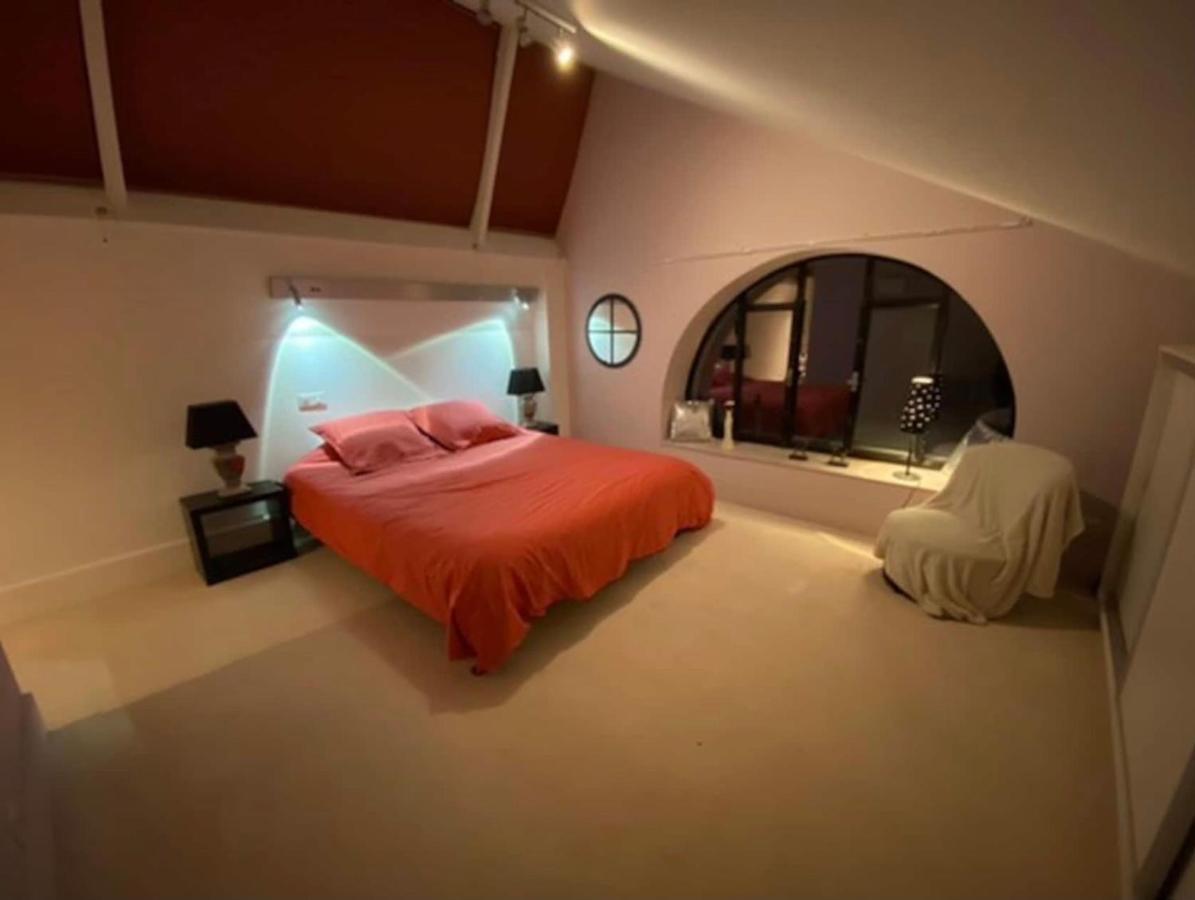 Apartamento Le Jacuzzi De Marie Tourcoing Exterior foto