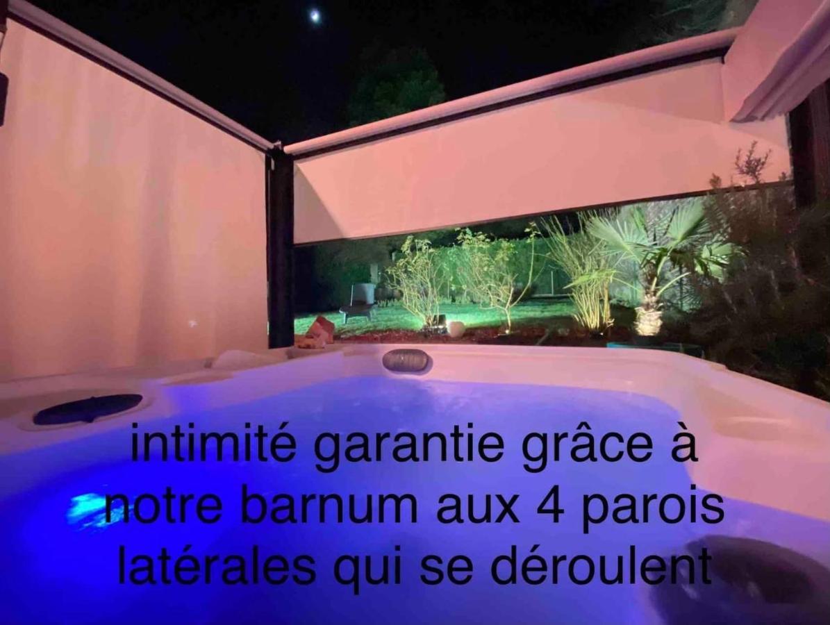 Apartamento Le Jacuzzi De Marie Tourcoing Exterior foto